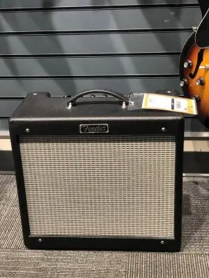 Fender - Blues Jr III - 223-0500-000
